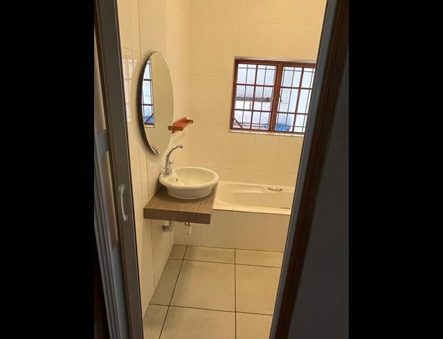 2 BEDROOM PROPERTY TO RENT IN WESTDENE